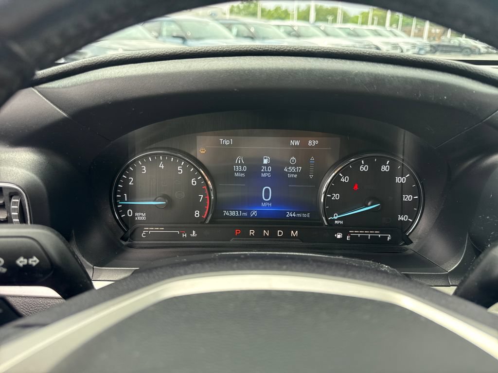 Used 2020 Ford Explorer XLT w/ Equipment Group 202A AWD/4WD image 34