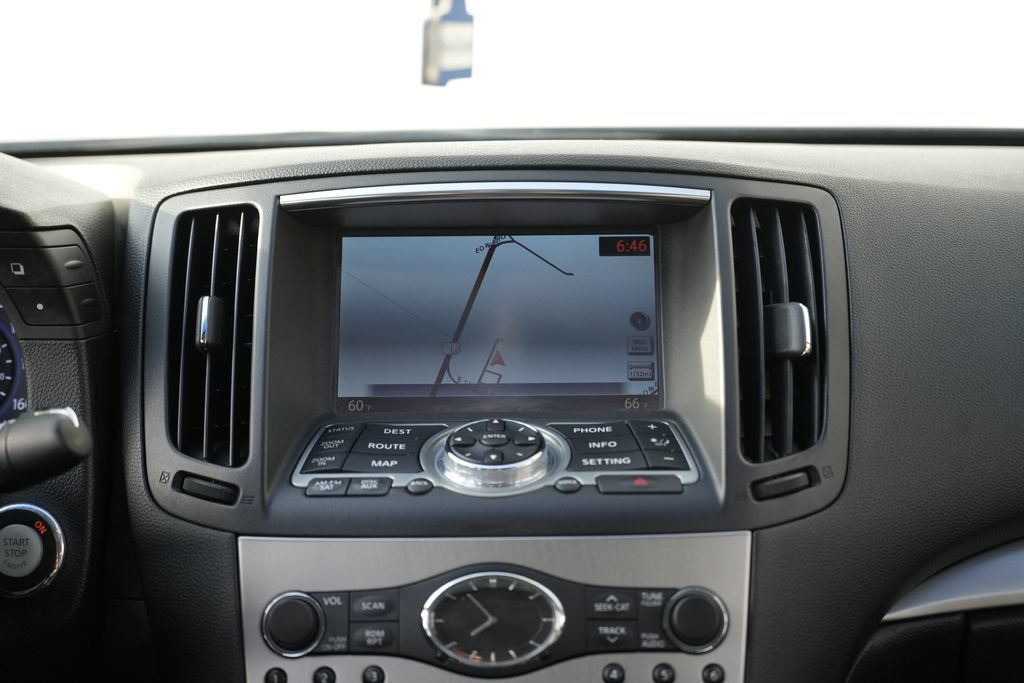 Used 2015 INFINITI Q40 AWD w/ Navigation Package image 37