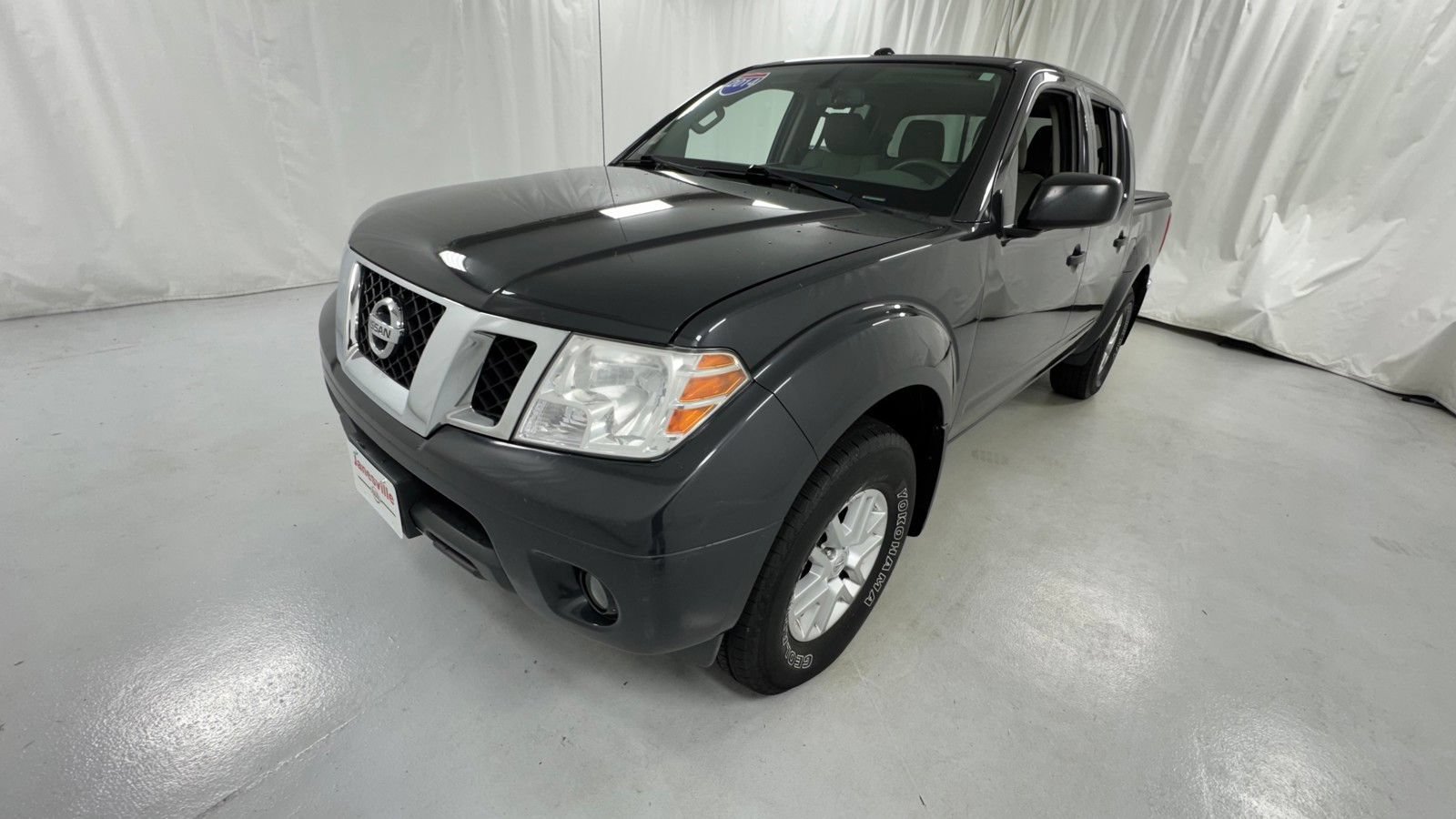 Used 2014 Nissan Frontier SV w/ SV Value Truck Package AWD/4WD image 7