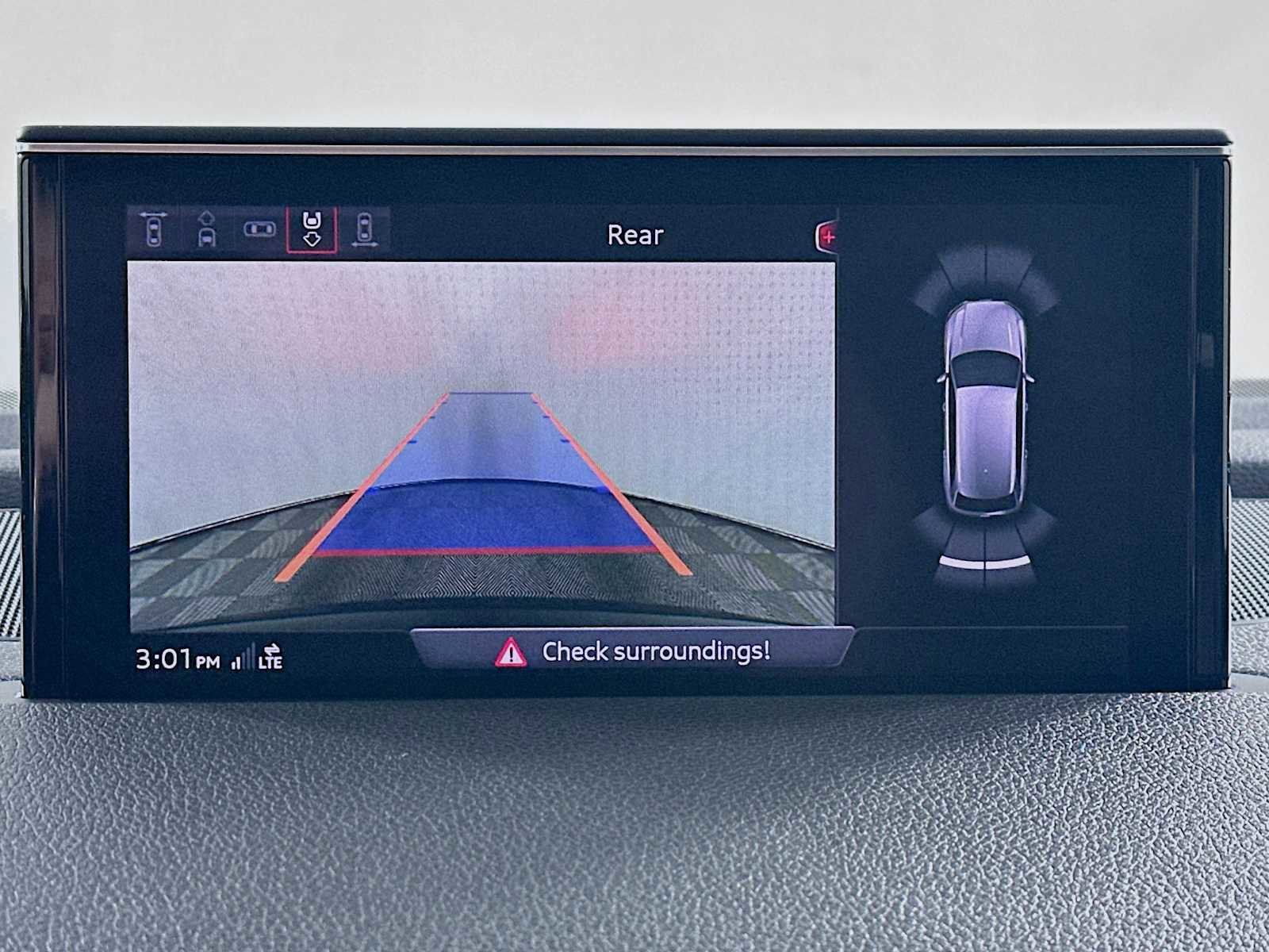 Used 2017 Audi Q7 3.0T Prestige image 15