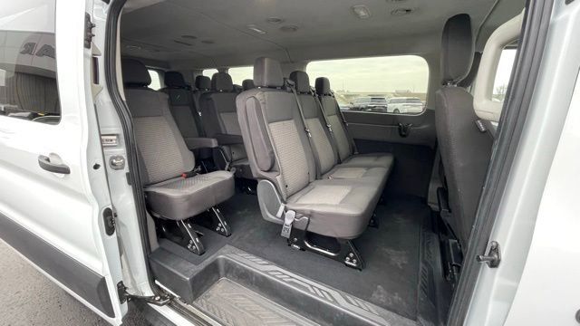 Used 2023 Ford Transit 350 XLT image 8