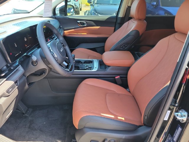 New 2026 Kia Carnival EX FWD image 15