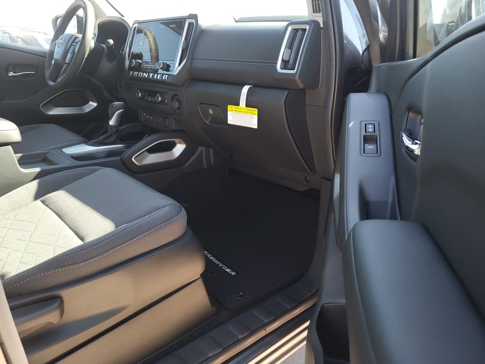 New 2026 Nissan Frontier SV image 12