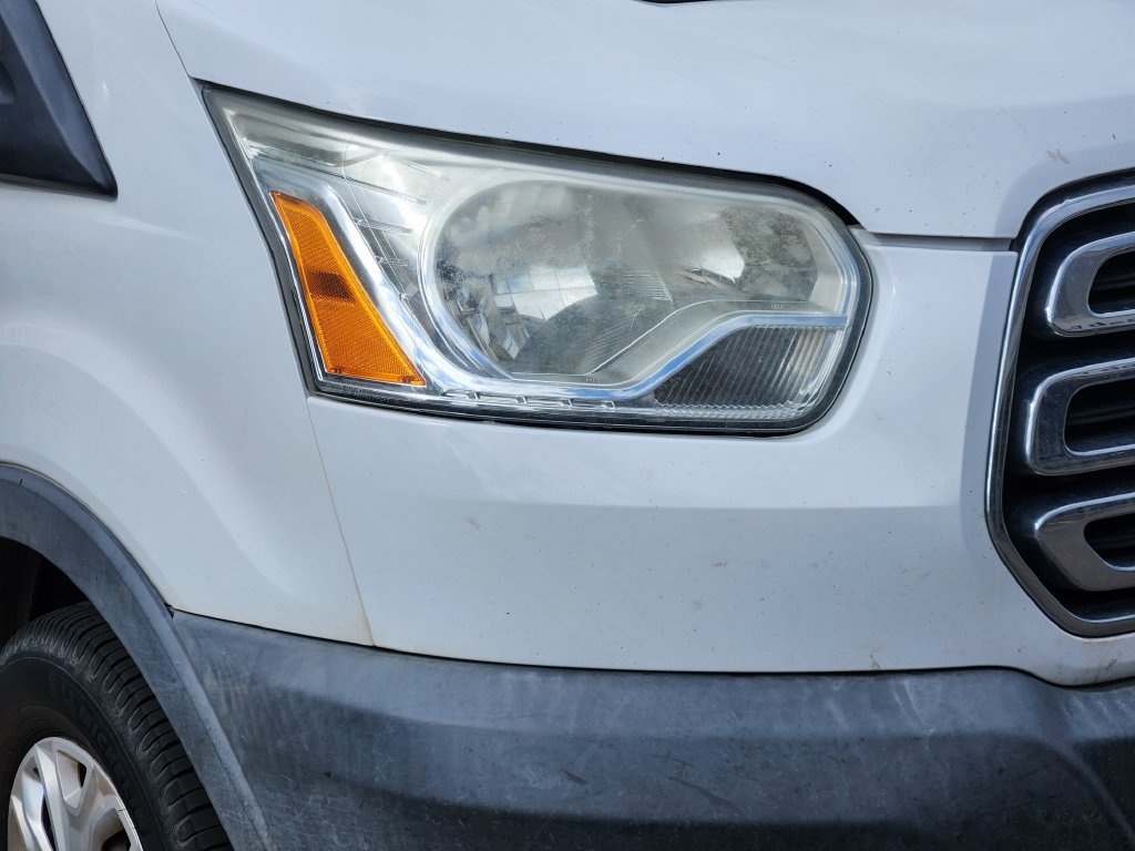 Used 2016 Ford Transit 150 XLT RWD image 9
