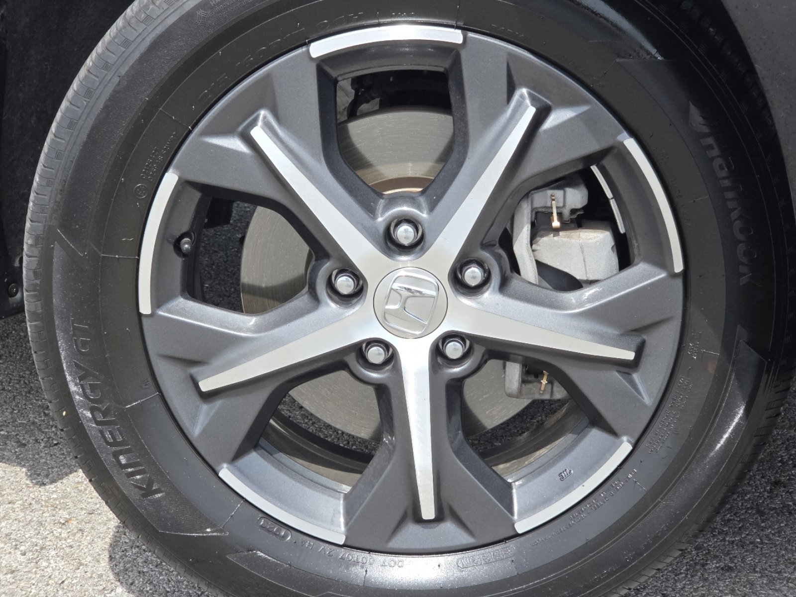 Used 2024 Honda HR-V EX-L image 12