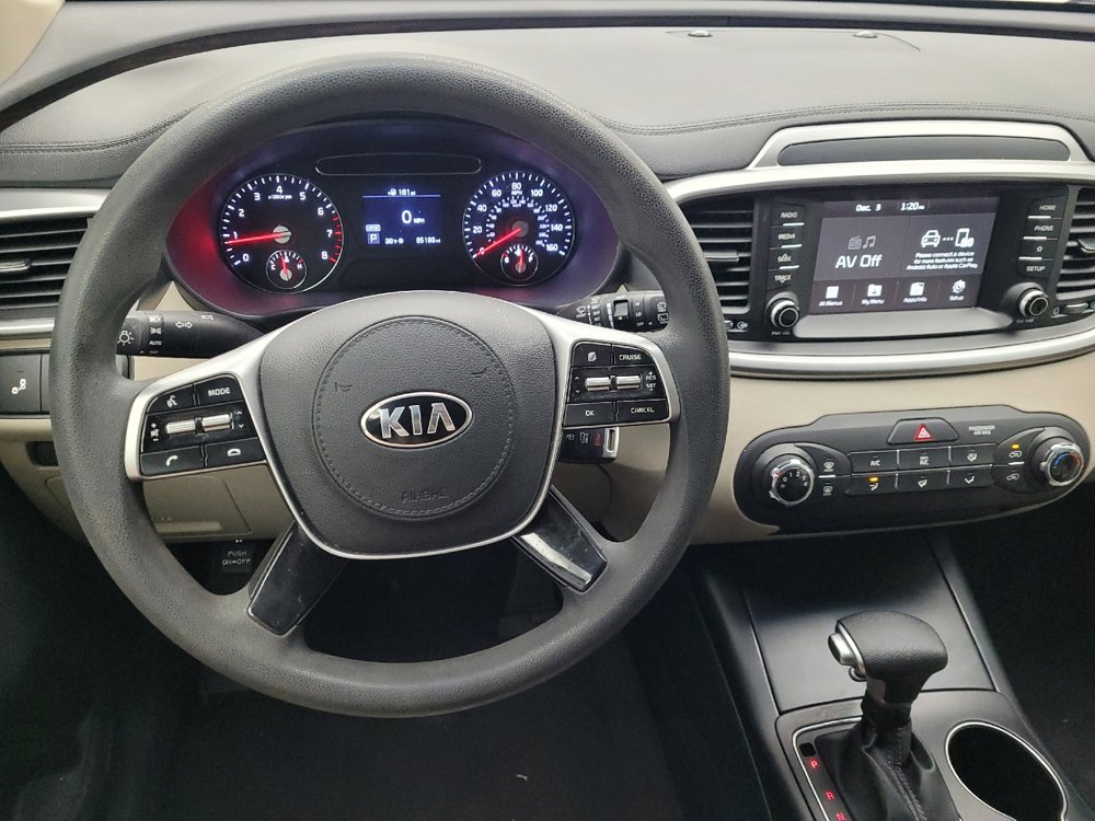 Used 2020 Kia Sorento LX image 22