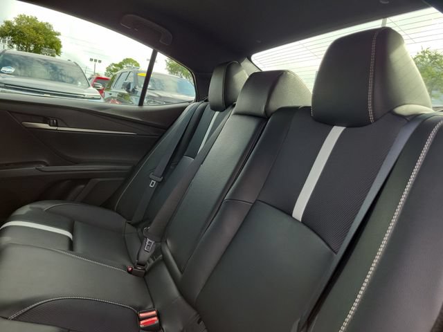 Used 2025 Toyota Camry SE FWD image 14