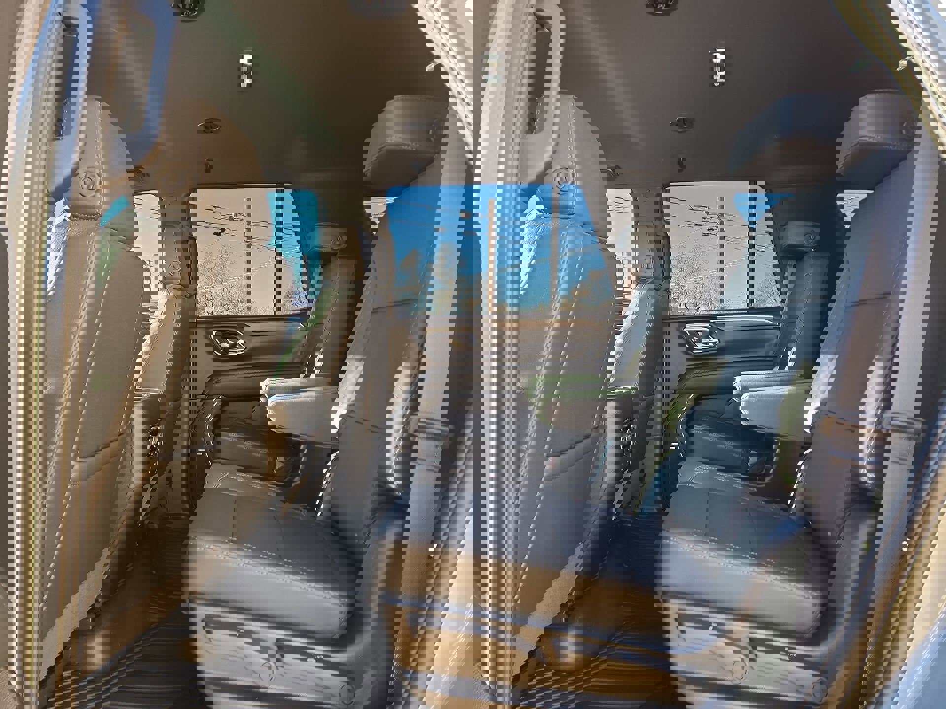 Used 2024 Chevrolet Tahoe Z71 image 13