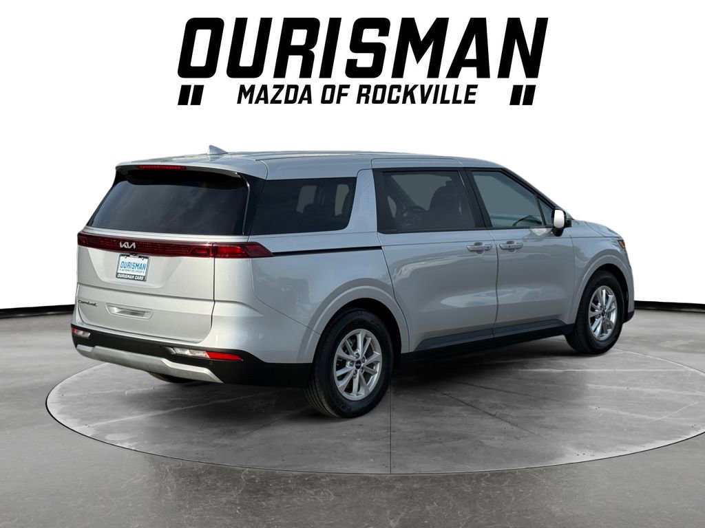 Used 2022 Kia Carnival LX image 6
