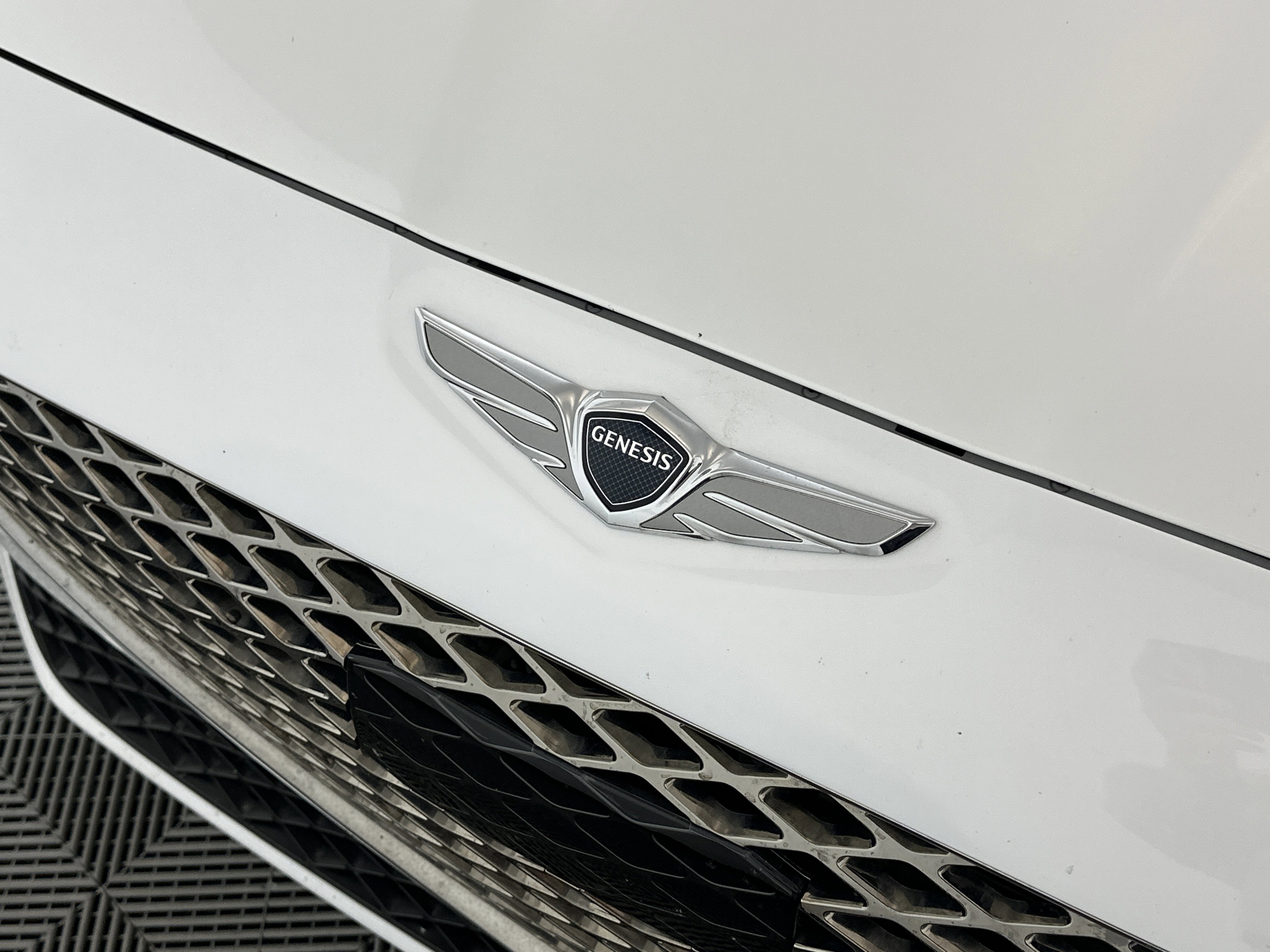 Used 2022 Genesis G70 2.0T w/ Prestige Package image 15