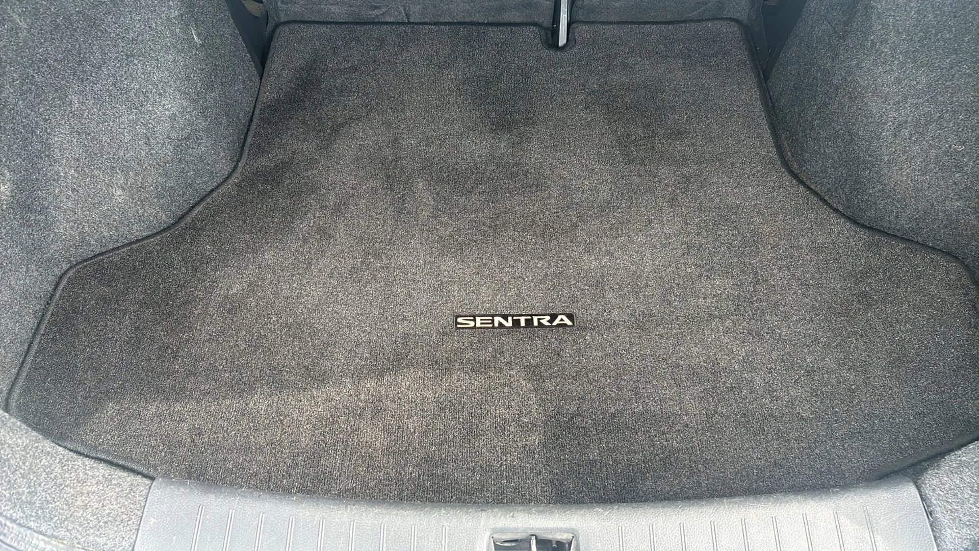 Used 2015 Nissan Sentra SV image 15