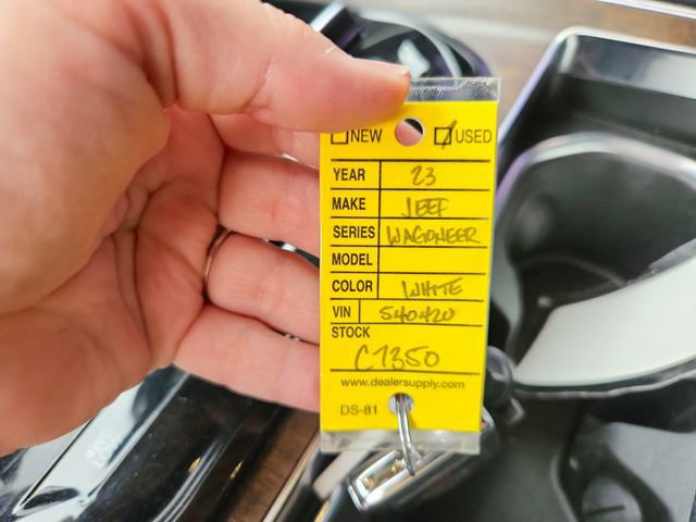 Used 2023 Jeep Grand Wagoneer Series II AWD/4WD image 19