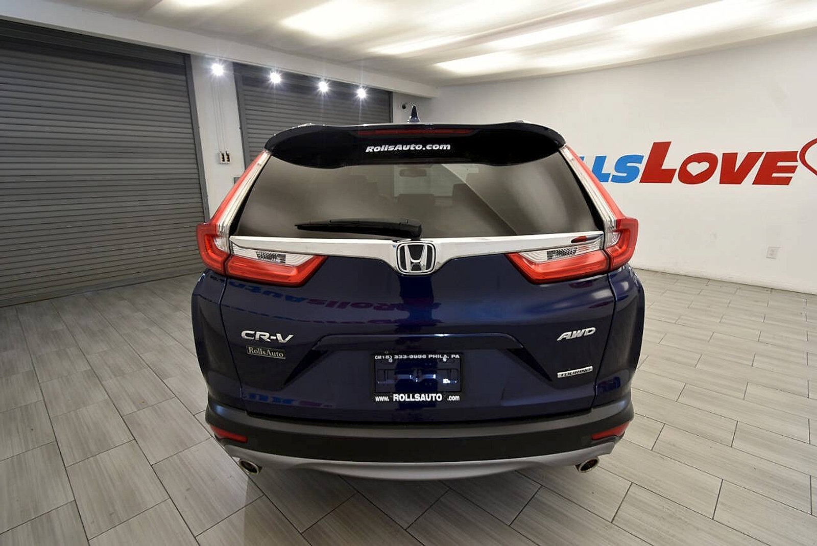 Used 2019 Honda CR-V Touring image 4