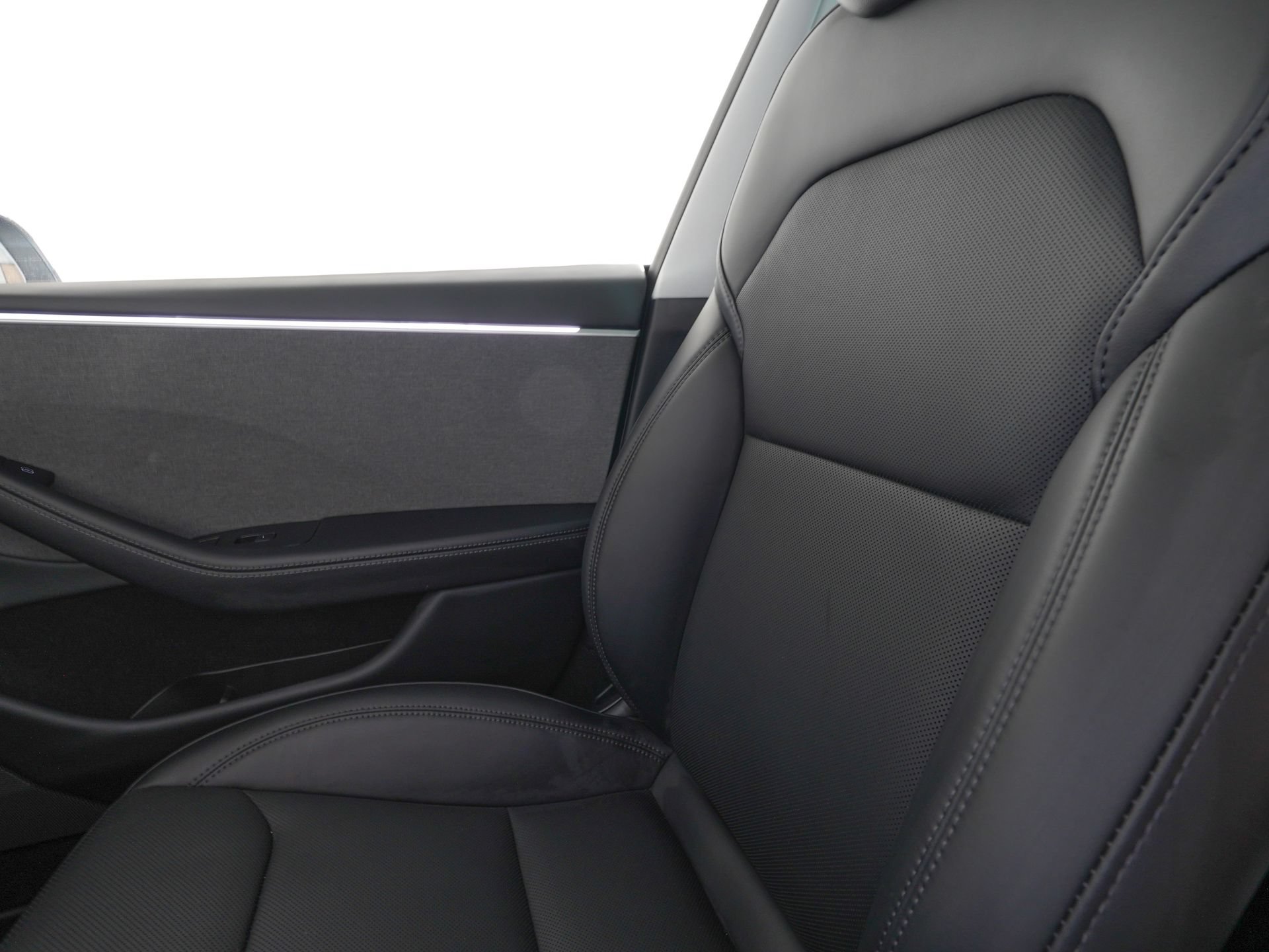 Used 2025 Tesla Model 3 RWD image 27