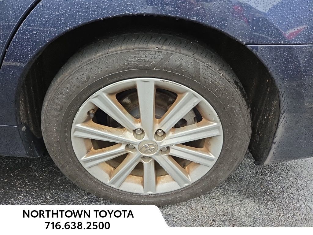 Used 2014 Toyota Camry XLE image 10