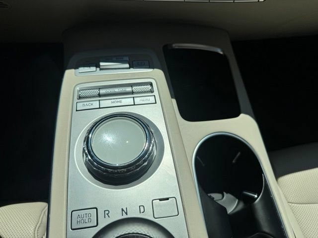 Certified 2023 Genesis GV70 2.5T w/ Advanced Package AWD/4WD image 35