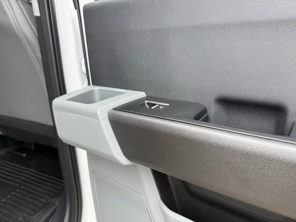 New 2026 Ford F350 XL w/ XL Chrome Package image 27