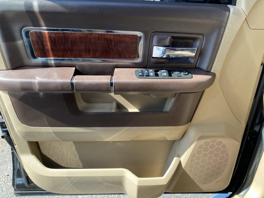 Used 2012 RAM 1500 Laramie AWD/4WD image 31