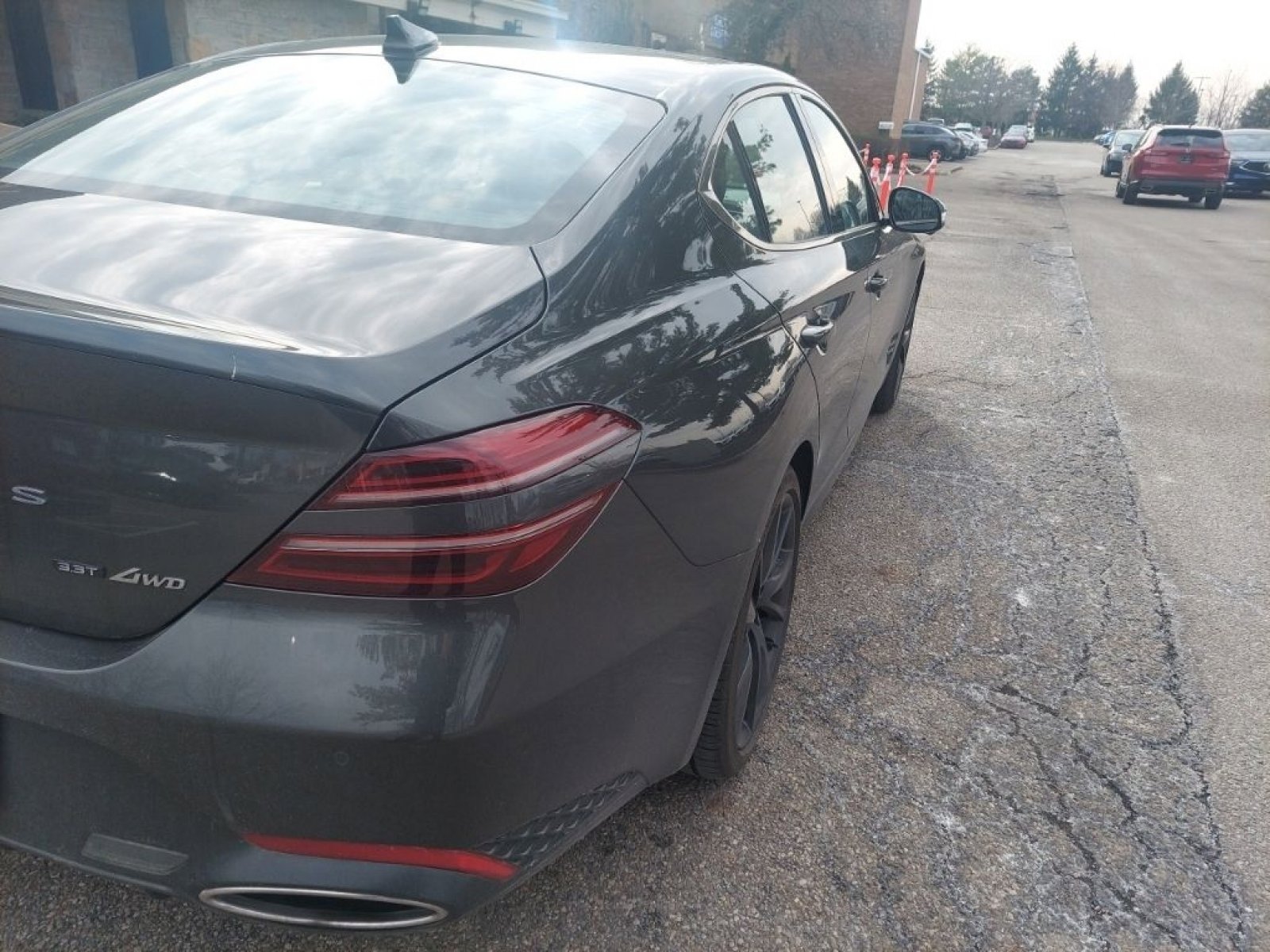 Used 2023 Genesis G70 3.3T w/ Sport Prestige Package image 9