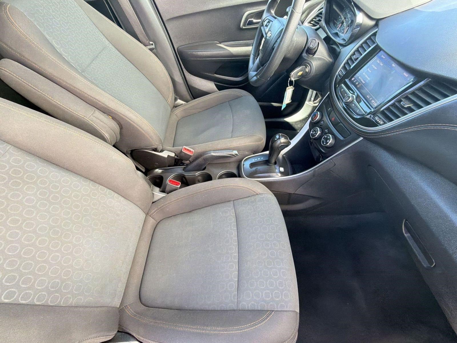 Used 2020 Chevrolet Trax LS w/ Tint and Cruise Package FWD image 35