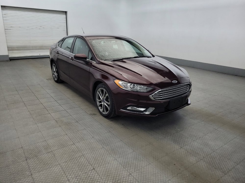 Used 2017 Ford Fusion SE w/ Equipment Group 201A FWD image 13