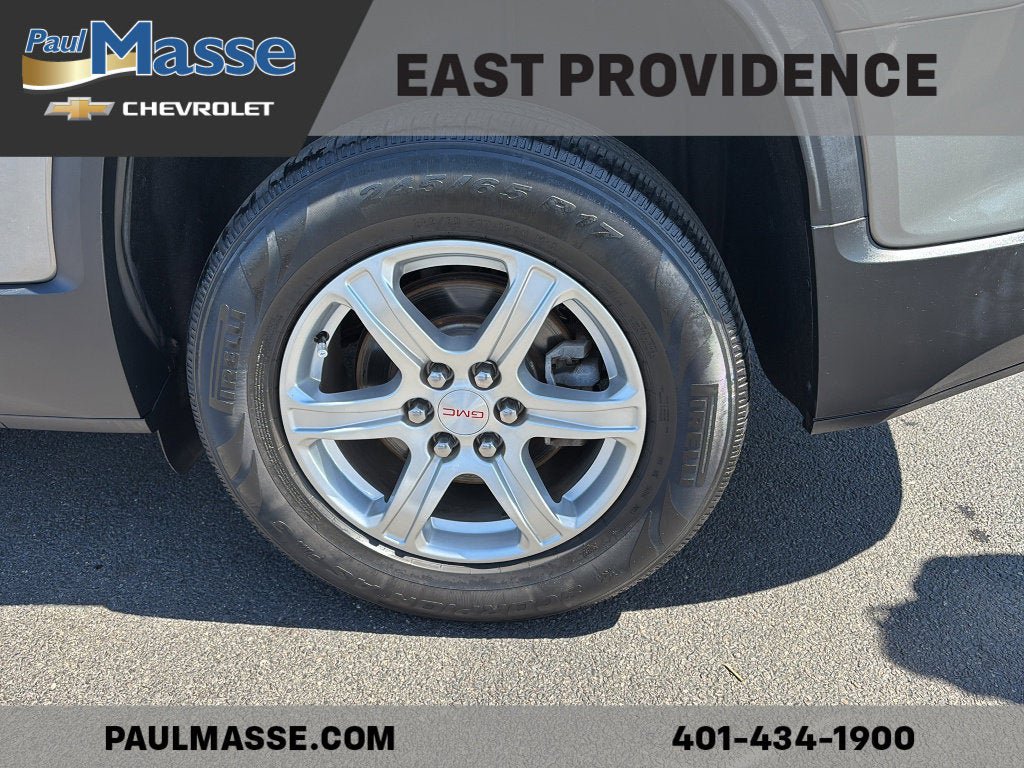 Certified 2019 GMC Acadia SLE w/ LPO, Floor Liner Package AWD/4WD image 8