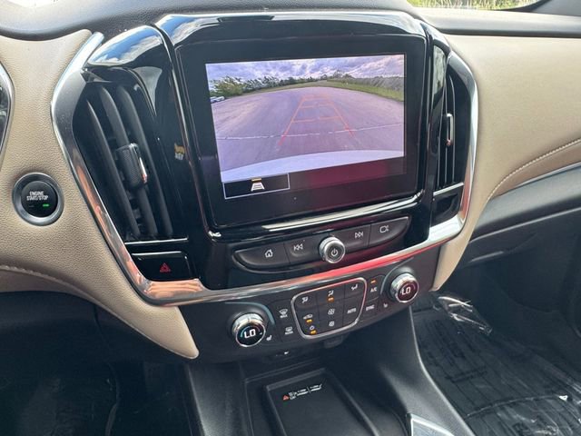 Used 2023 Chevrolet Traverse LT image 9