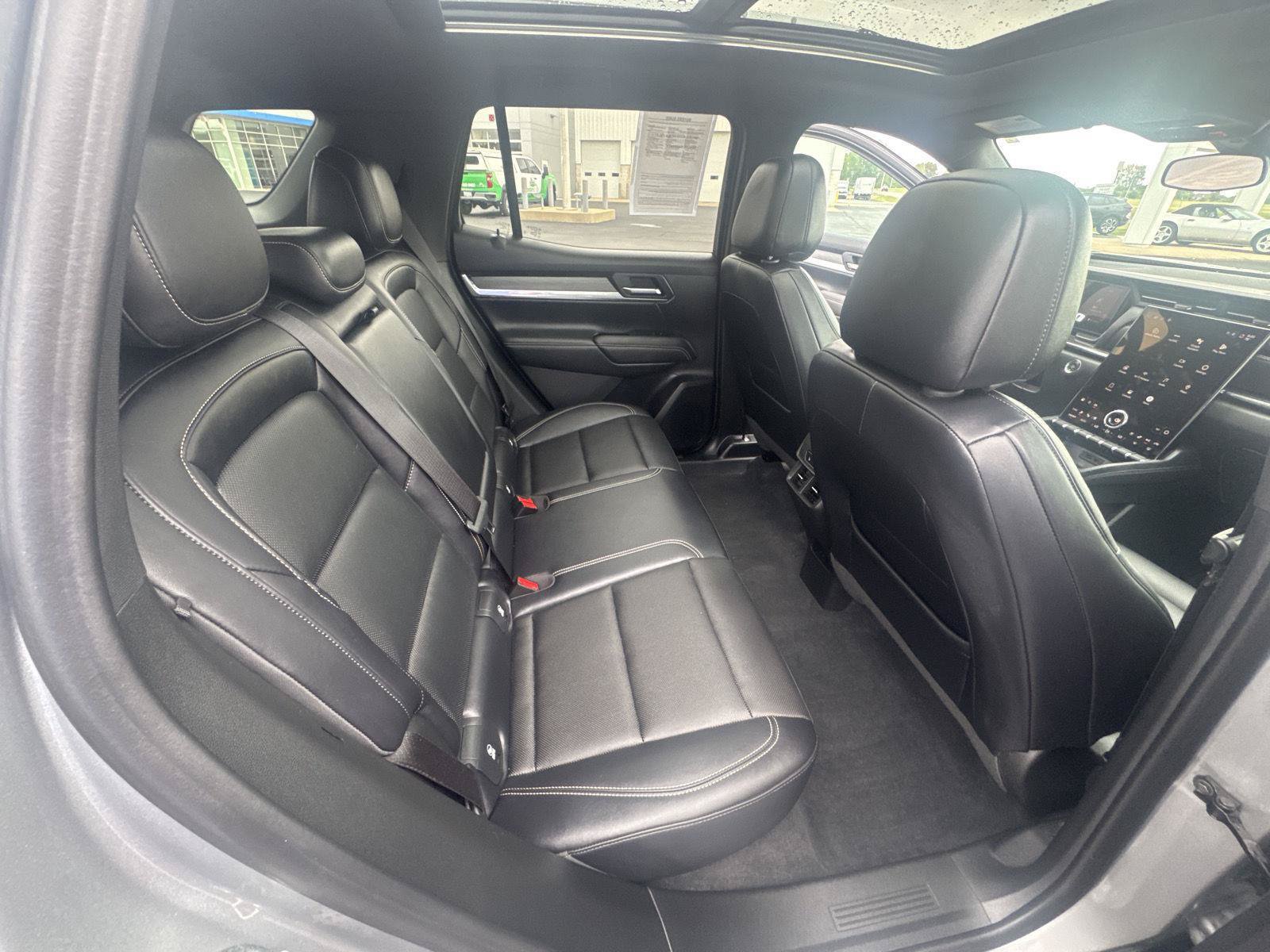 Used 2026 GMC Terrain Elevation w/ Elevation Premium Package AWD/4WD image 16