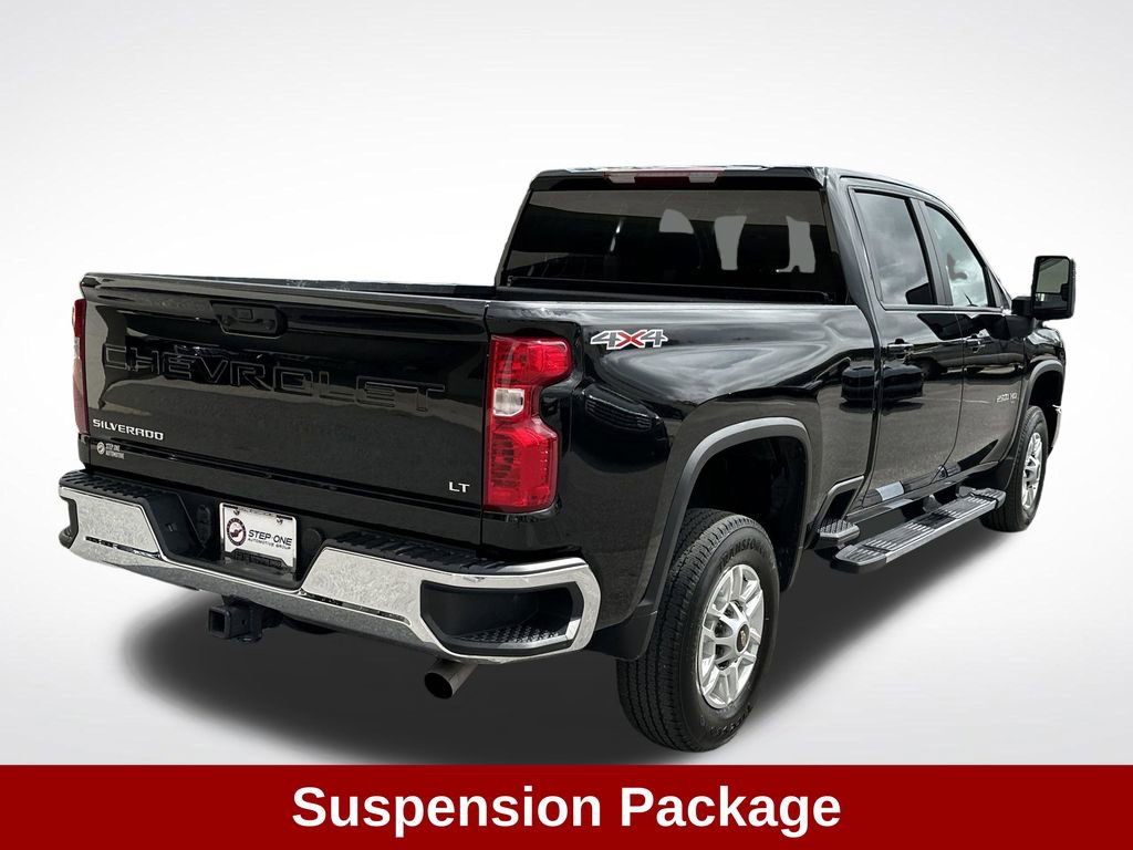 Used 2025 Chevrolet Silverado 2500 LT w/ Convenience Package AWD/4WD image 8