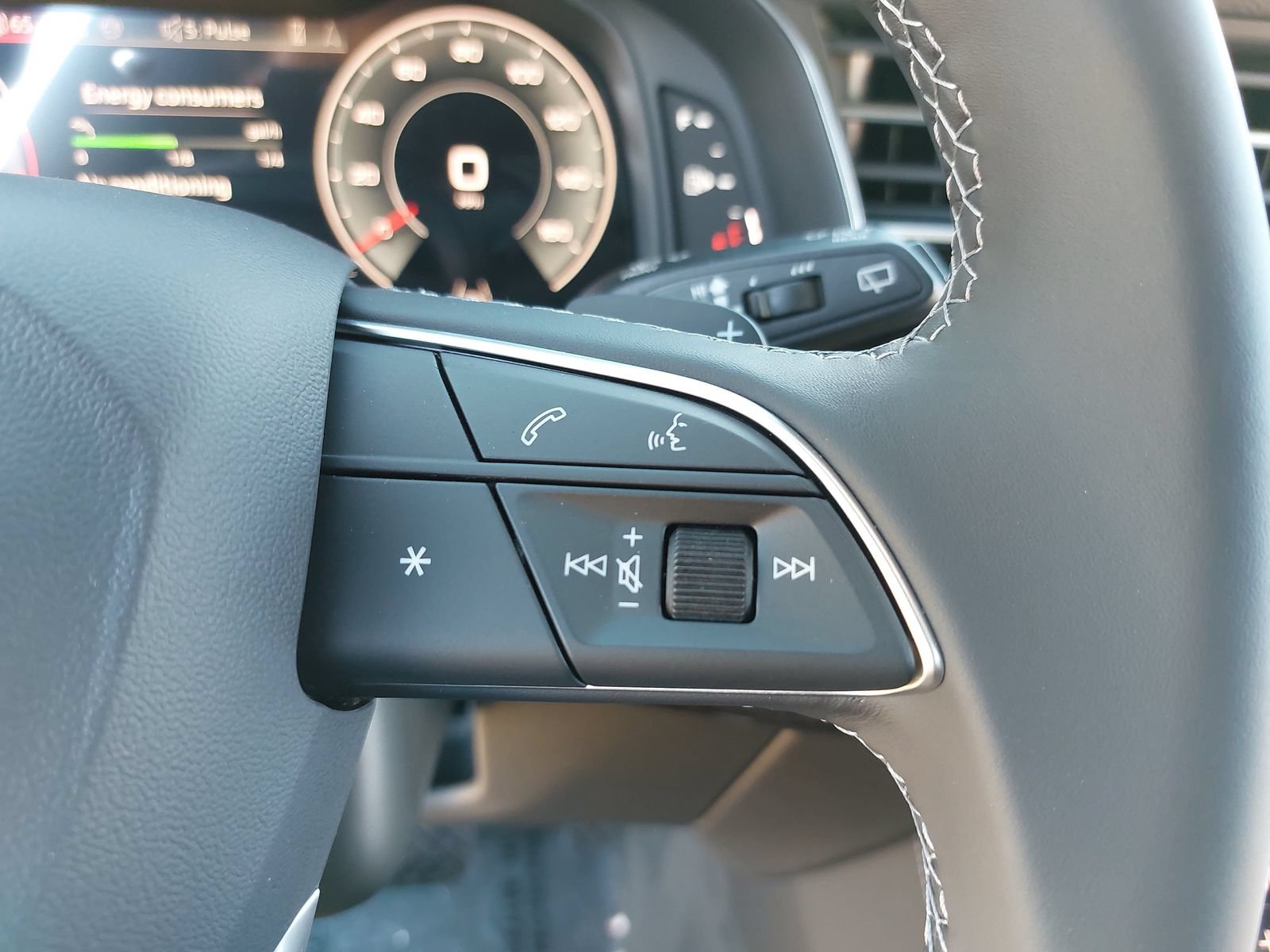 New 2027 Audi Q8 Premium Plus AWD/4WD image 18