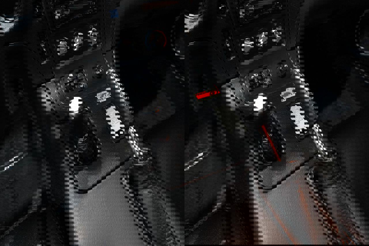 Used 2002 Dodge Viper GTS image 12