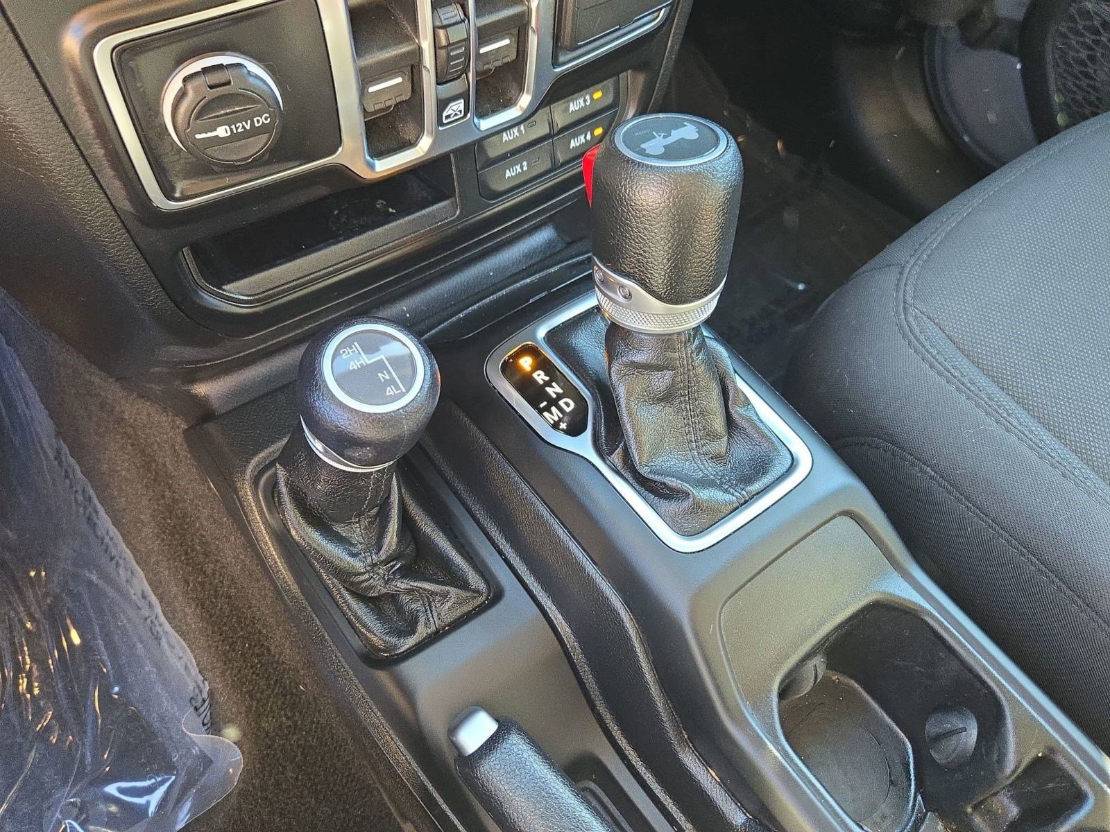 Used 2022 Jeep Wrangler Unlimited Sport image 16