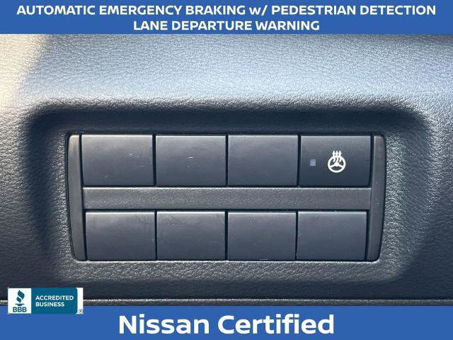 Certified 2023 Nissan Kicks SR w/ SR Premium Package FWD image 10