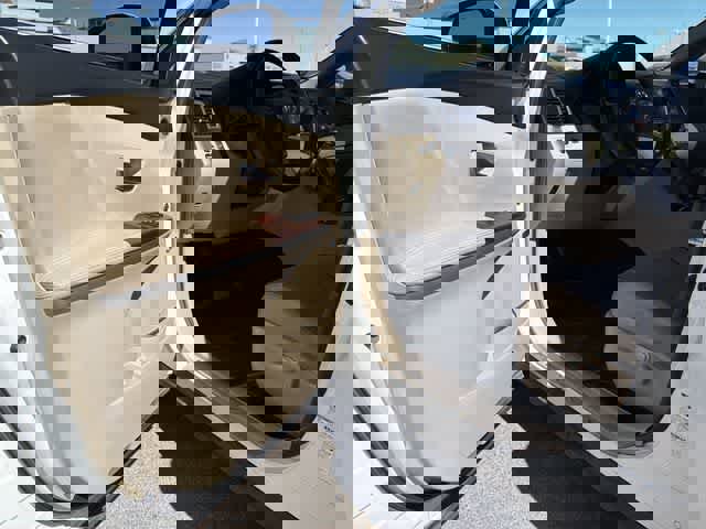 Used 2010 Toyota Venza AWD image 10