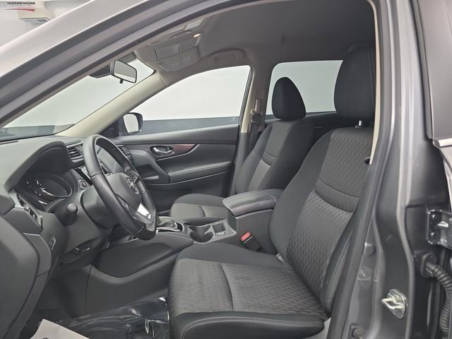 Used 2020 Nissan Rogue SV image 22
