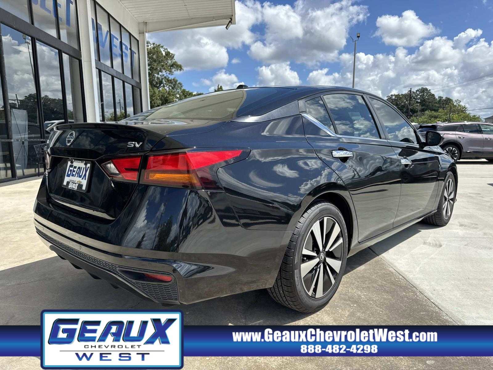 Used 2021 Nissan Altima 2.5 SV image 12