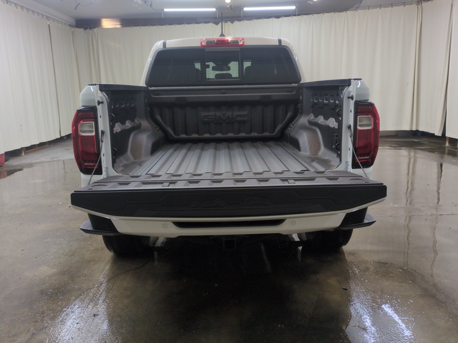 New 2026 GMC Canyon Denali AWD/4WD image 7