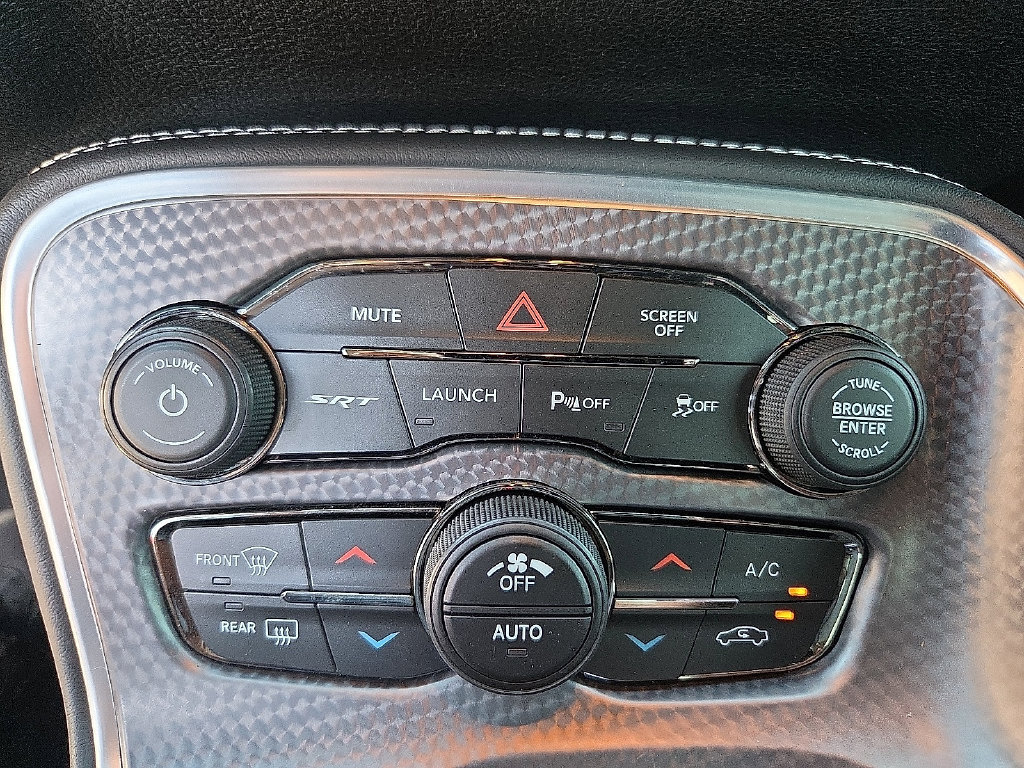 Used 2019 Dodge Challenger SRT Hellcat w/ Plus Package RWD image 18