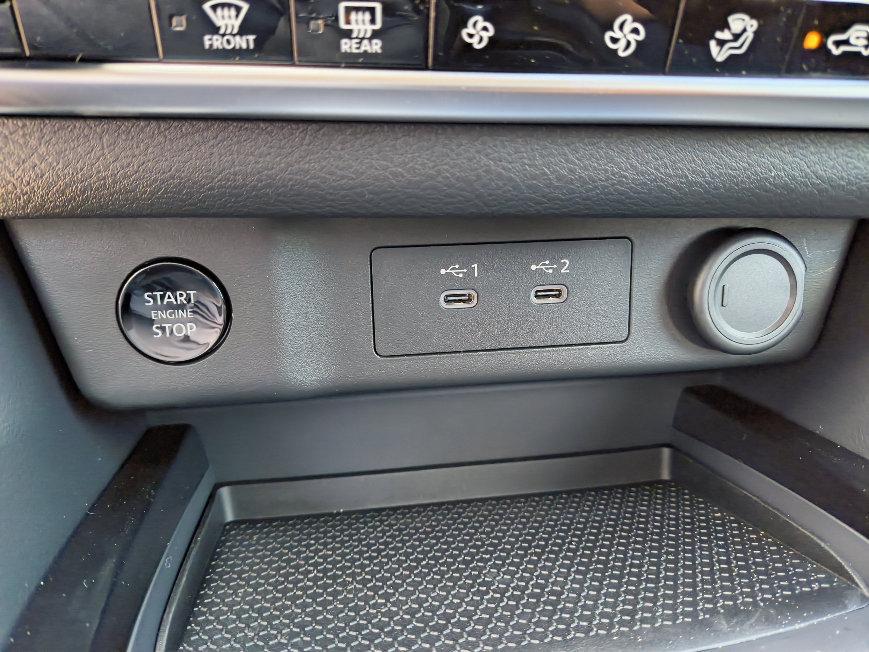 New 2026 Nissan Rogue SV FWD image 27