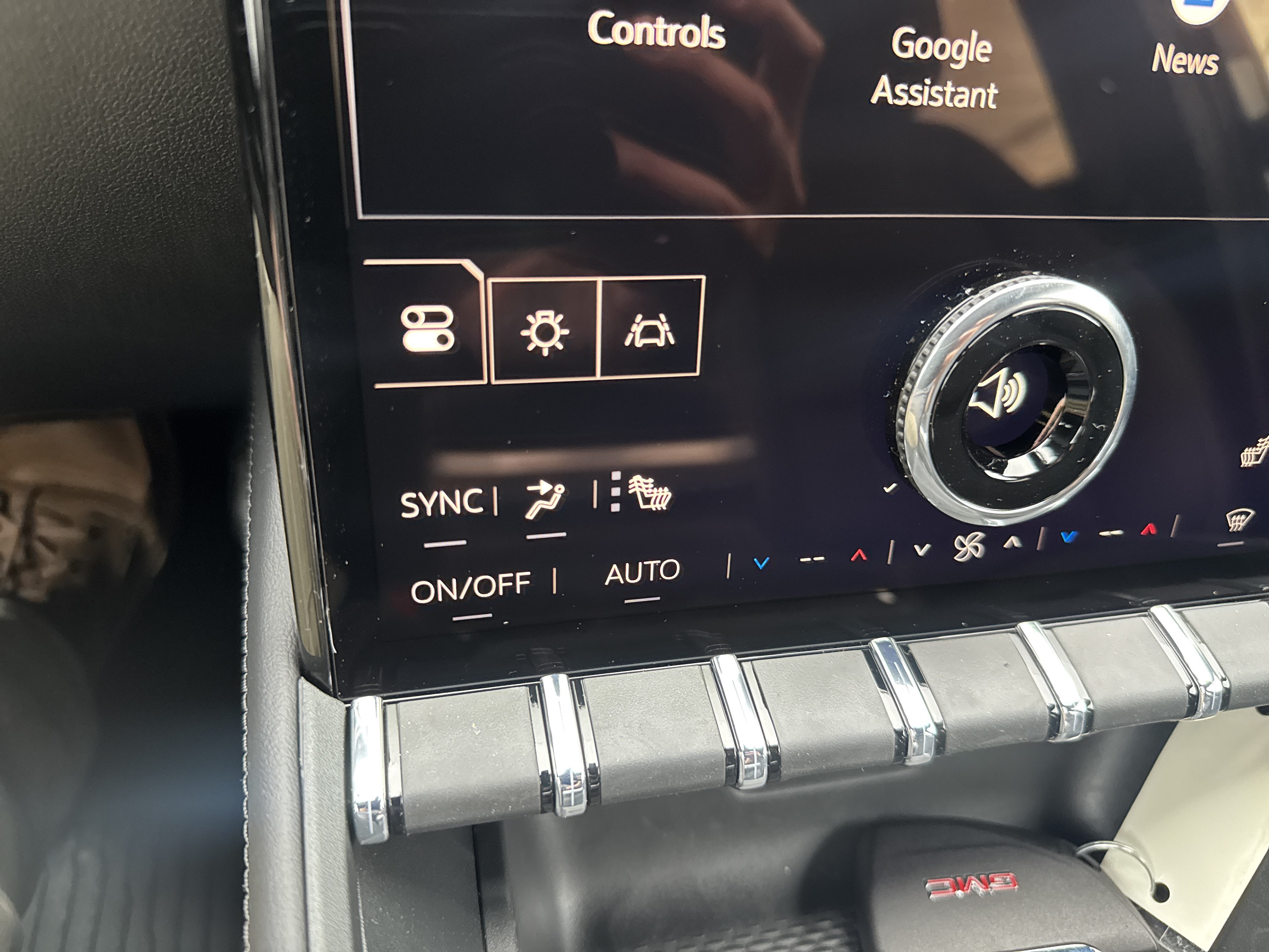 New 2027 GMC Terrain Elevation w/ Elevation Premium Package AWD/4WD image 28