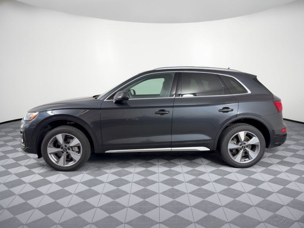 Certified 2024 Audi Q5 2.0T Premium Plus AWD/4WD image 2