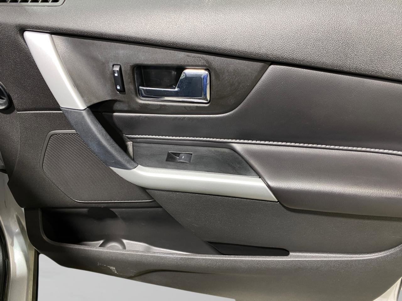 Used 2014 Ford Edge SE w/ Equipment Group 101A image 19