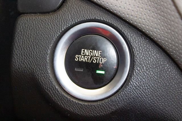 Used 2020 Chevrolet Equinox Premier image 31