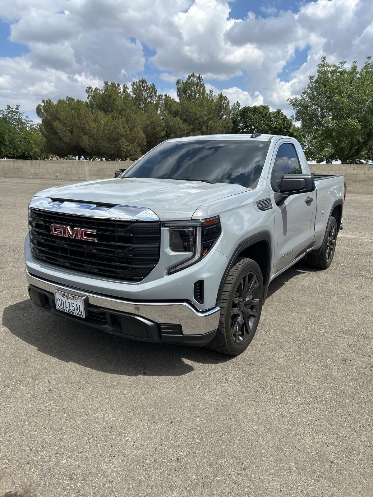 Used 2024 GMC Sierra 1500 Pro w/ Pro Value Package RWD image 1