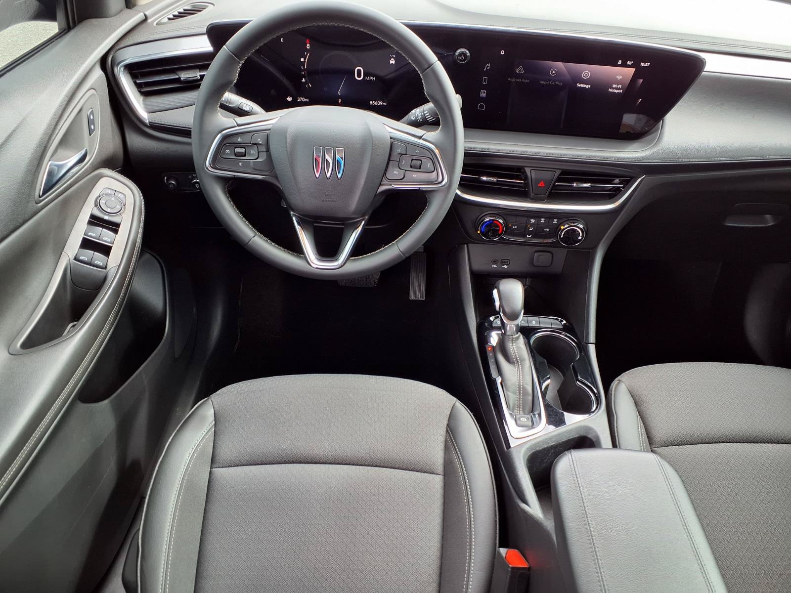 Used 2024 Buick Encore GX Preferred FWD image 2