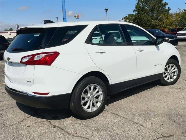 Certified 2018 Chevrolet Equinox LS image 31