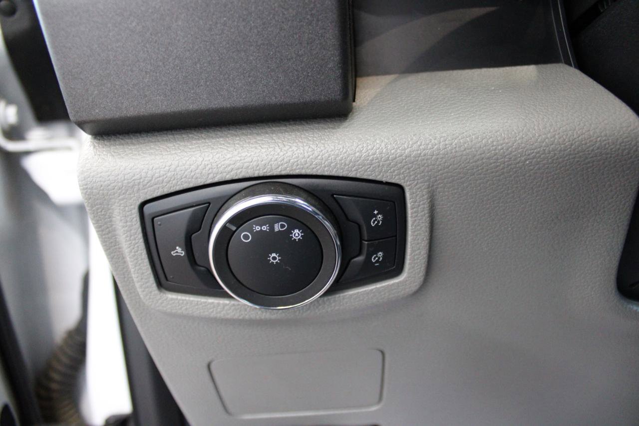 Used 2020 Ford F250 XL w/ Power Equipment Group RWD image 17
