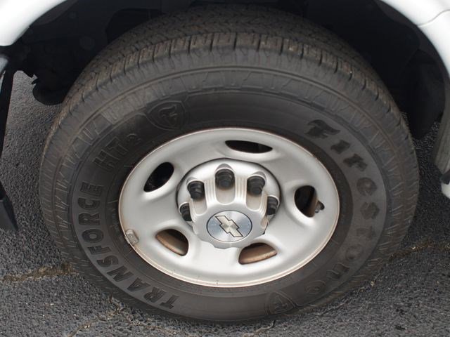 Used 2020 Chevrolet Express 2500 w/ Driver Convenience Package image 16