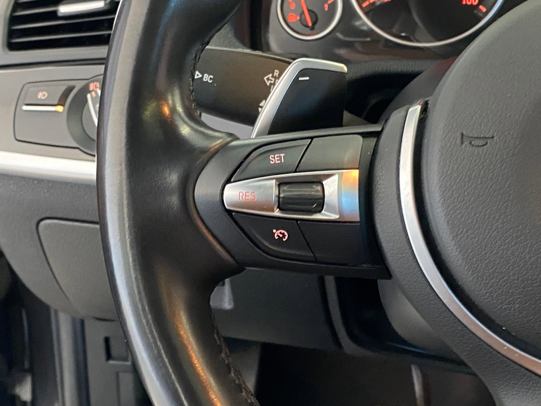 Used 2017 BMW X4 M40i image 17