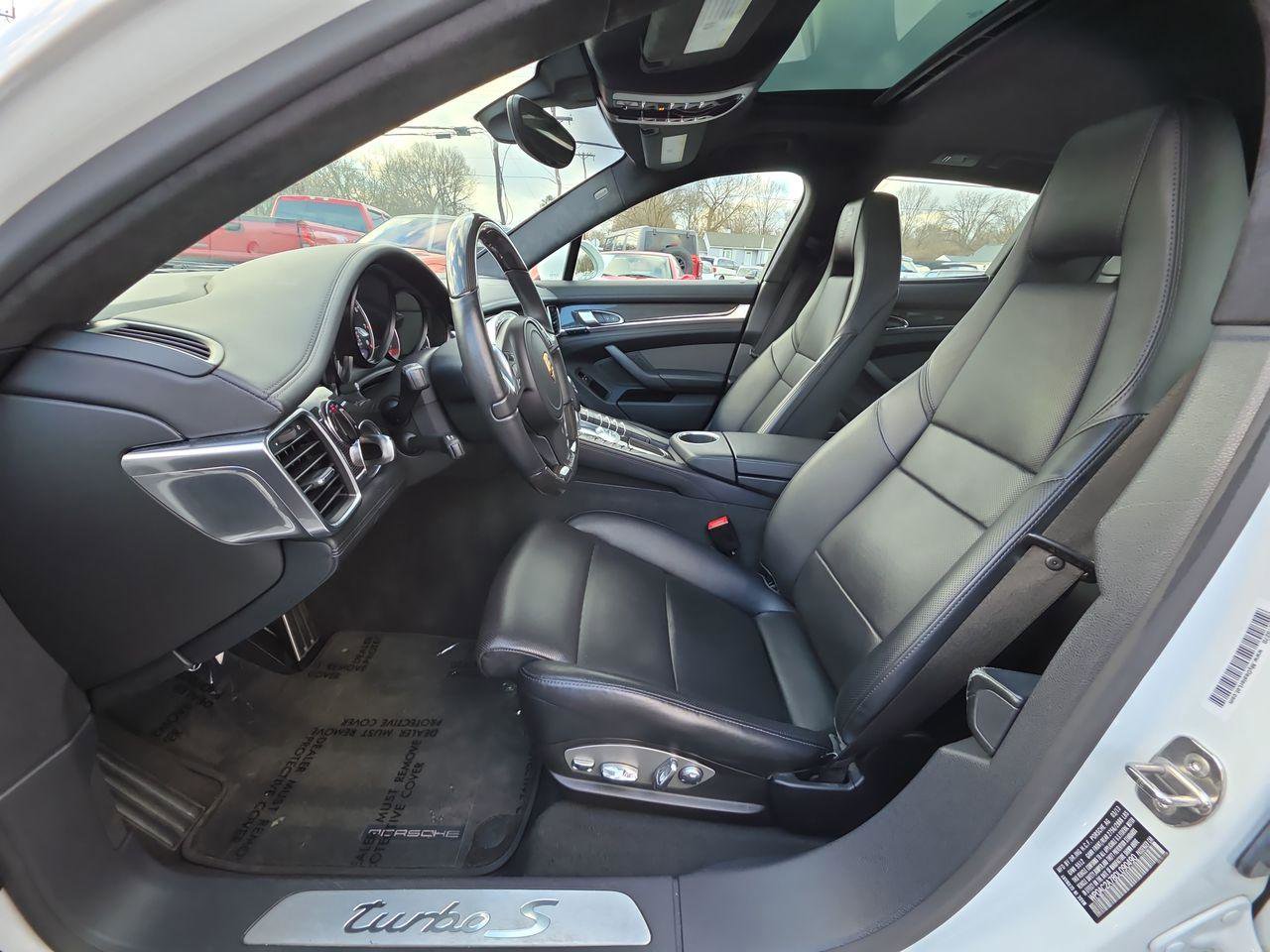 Used 2013 Porsche Panamera Turbo S image 3